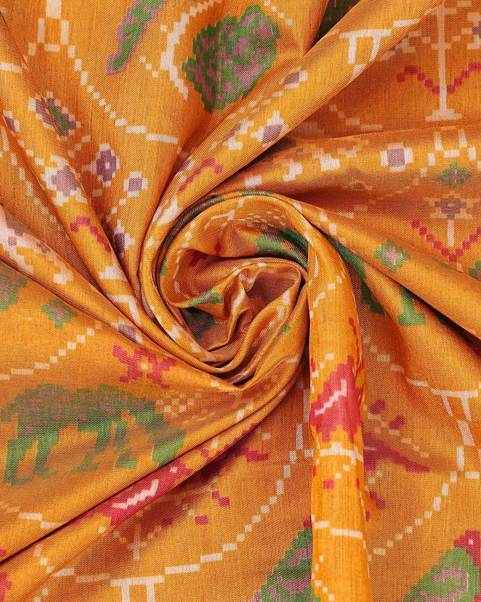 Handloom Patola Semi-Silk Saree with Intricate Border and Pallu - pallu