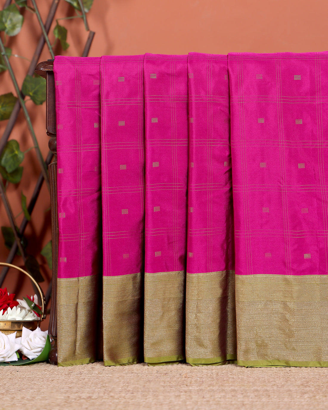 Handloom Soft Silk Saree with All-Over Zari Buttas and Contrasting Border - Pink