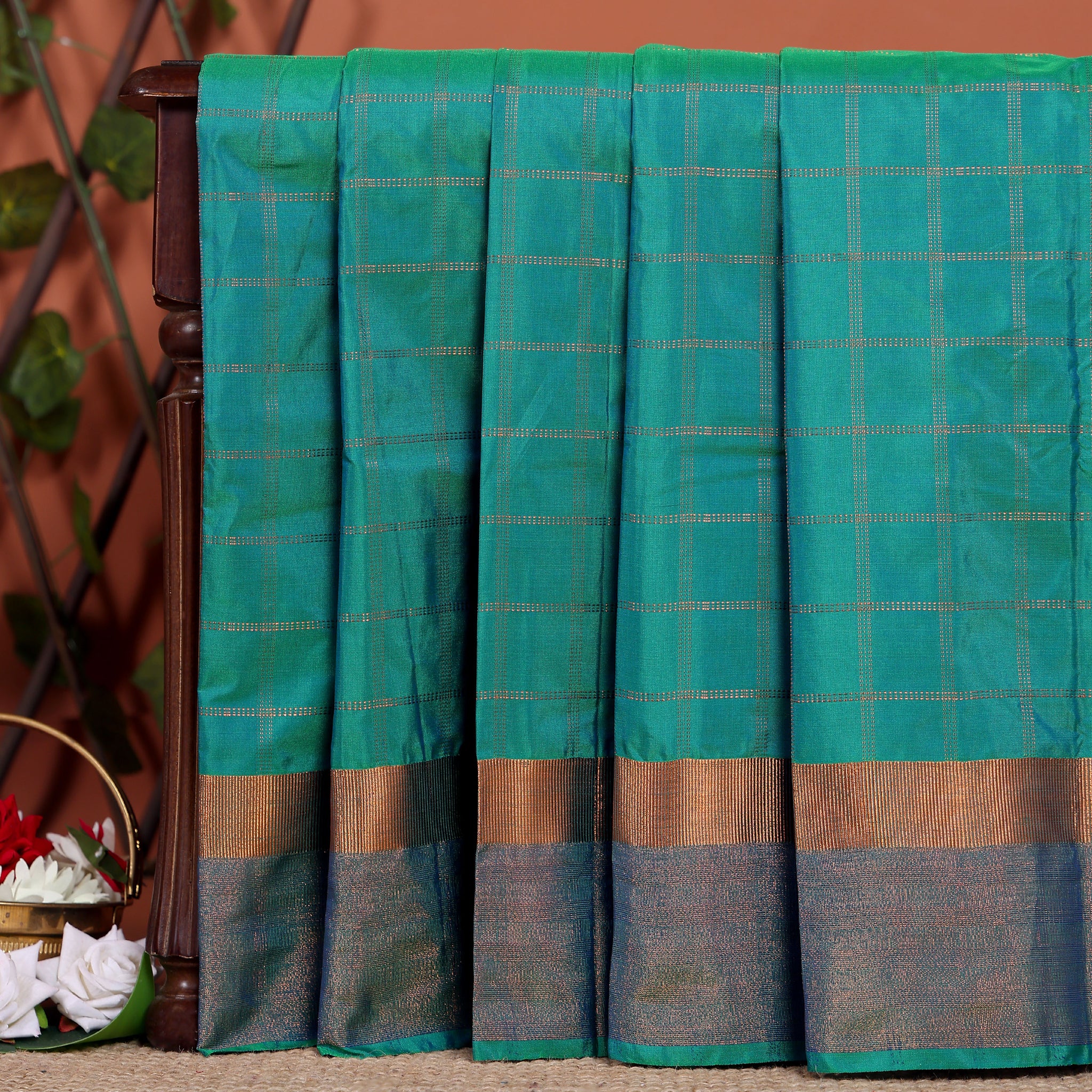 Handloom Soft Silk Saree with Intricate Zari Checks and a Rich Border - Green