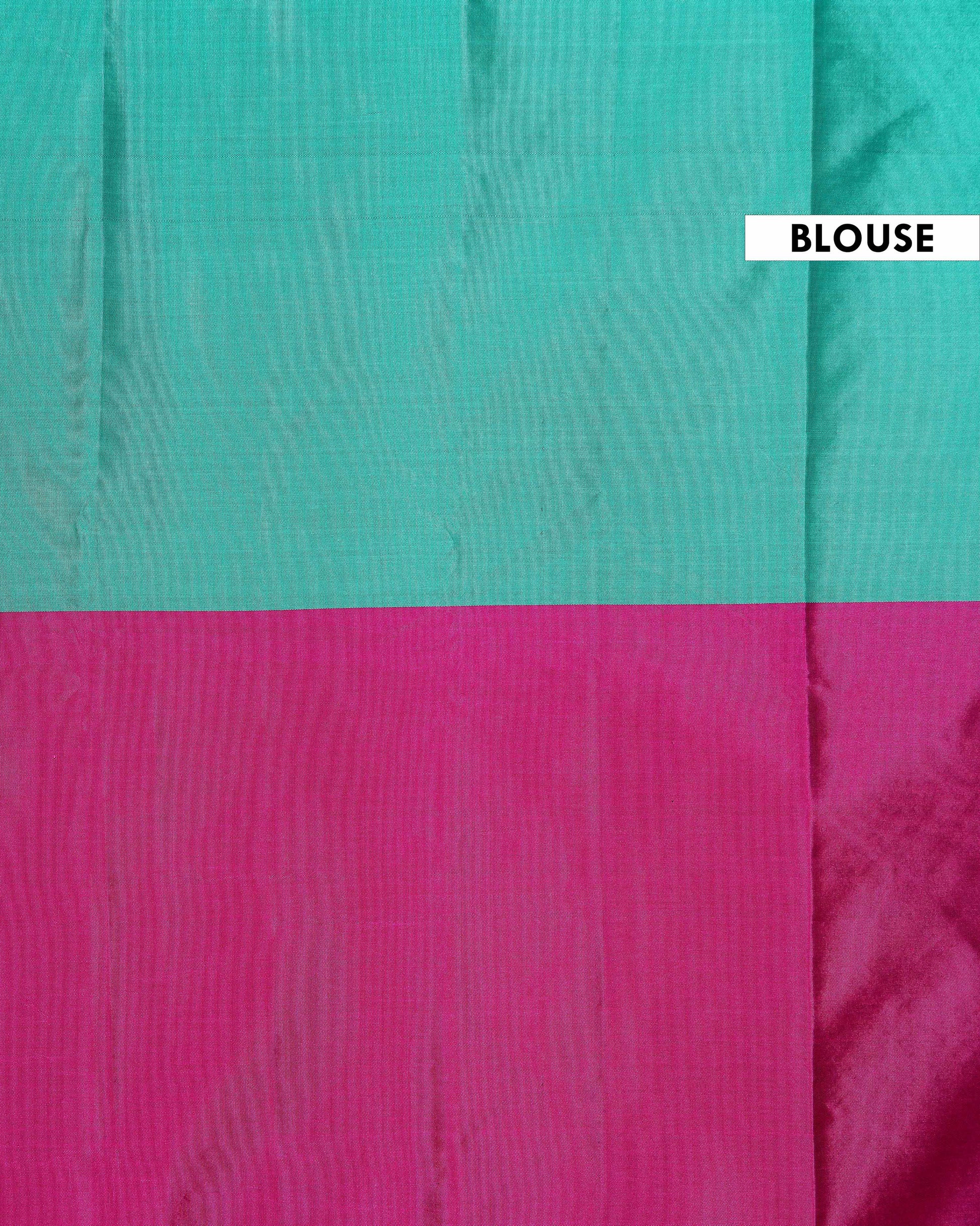 Handloom Soft Silk Saree with Woven Checkered Pattern - Green-blouse