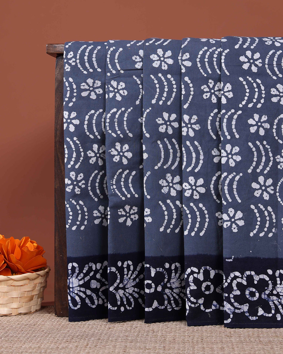 Handloom Sungudi Cotton Saree with Traditional Block Print Motifs - Blue