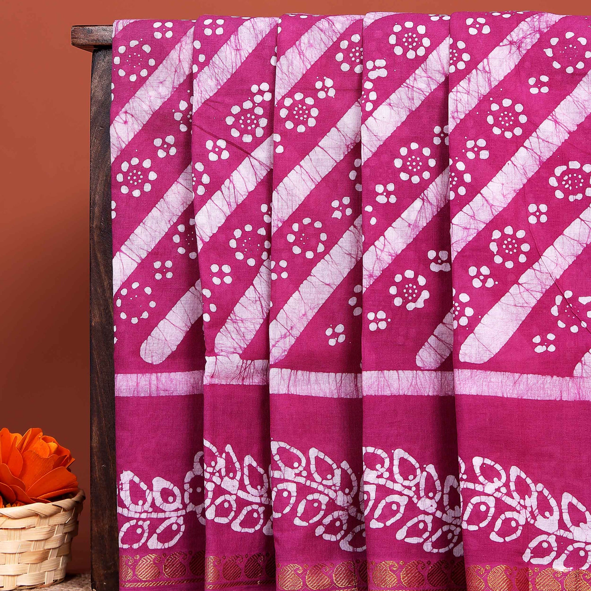 Handloom Sungudi Saree Diagonal Stripes and Wax Print Floral Motifs - Pink