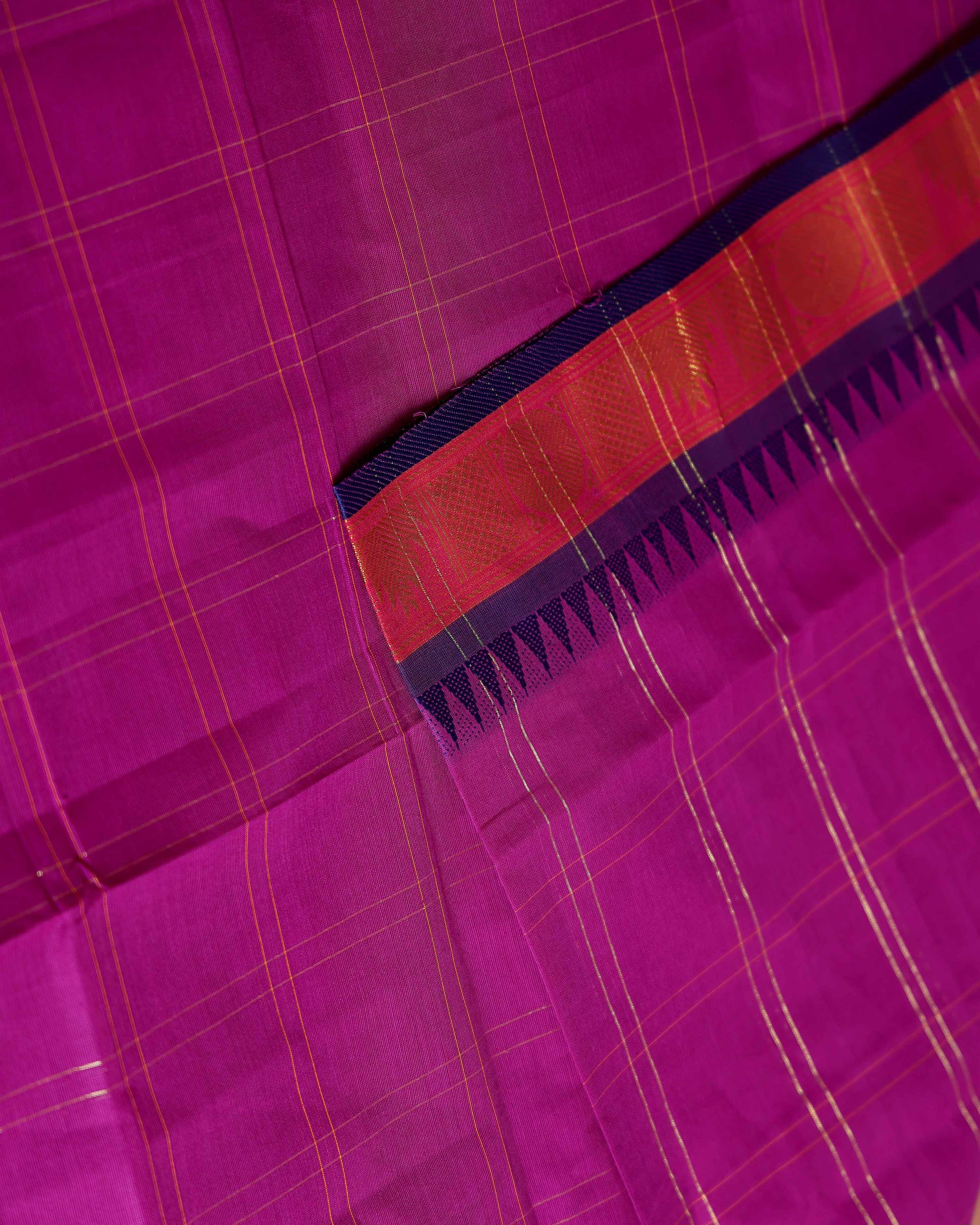 Handloom Venkatagiri Handloom Cotton Saree with Checked Pattern and Temple Zari Border Finish - Purple