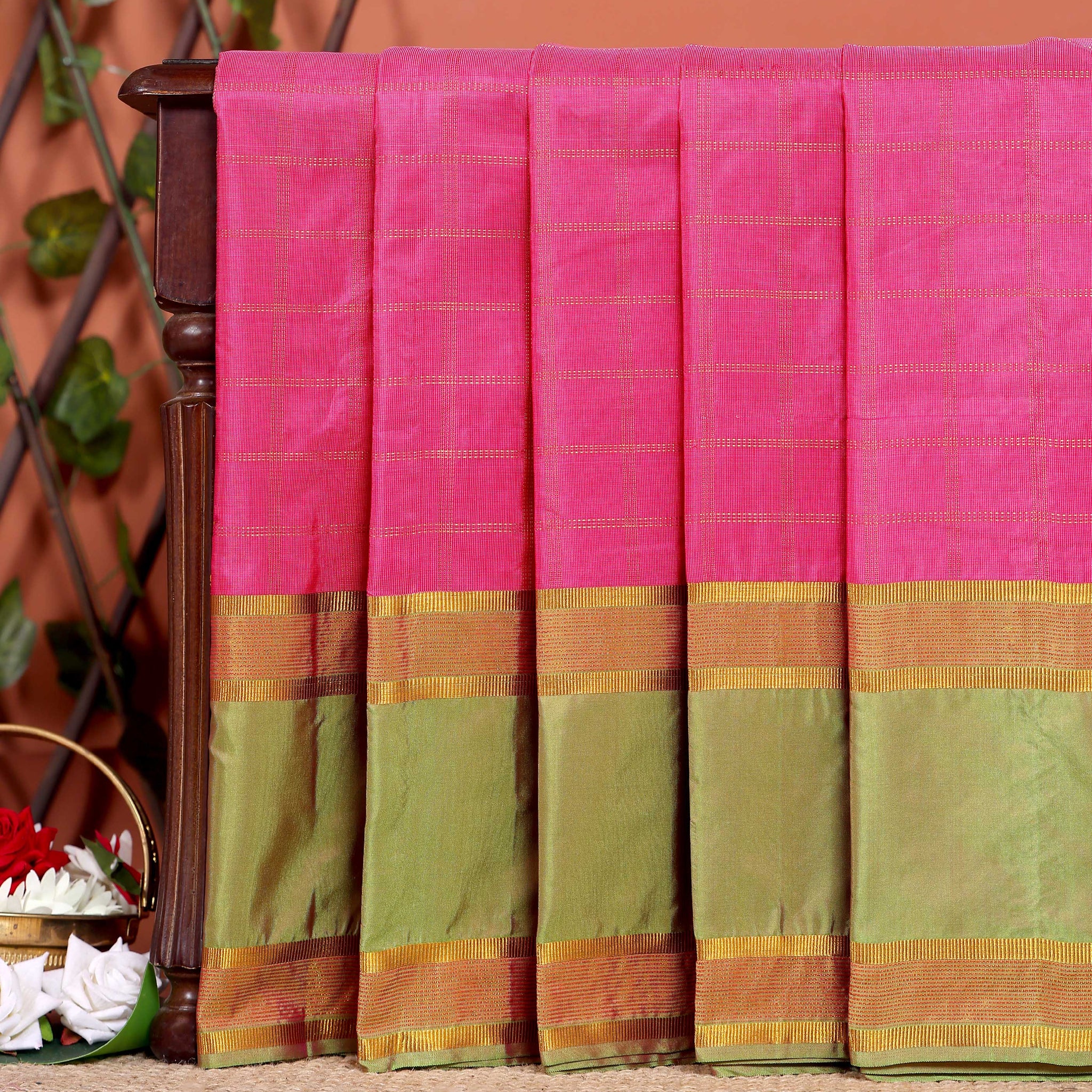 Handloom Woven Silk Cotton Saree with Checked Body and Zari Border - Pink