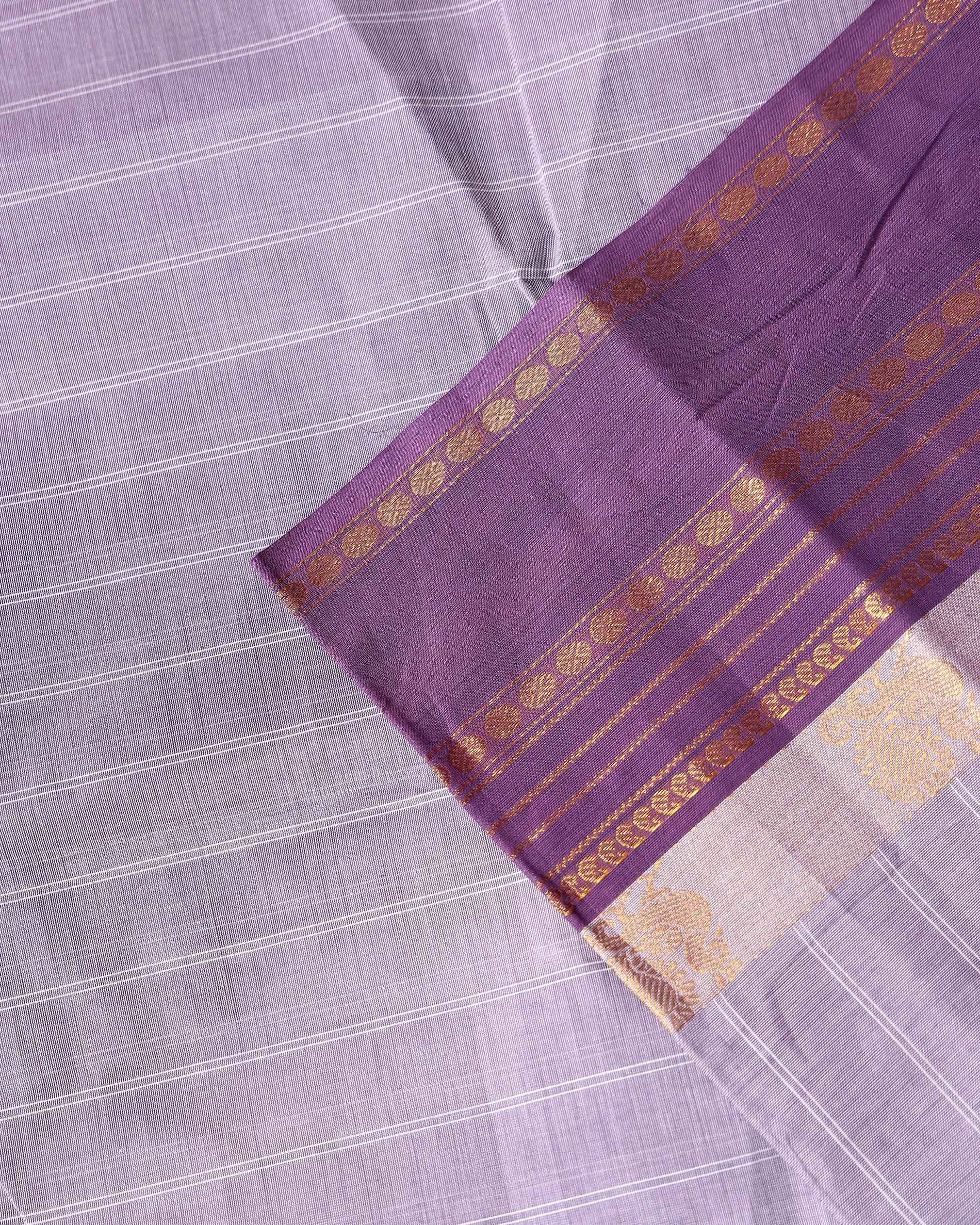 Handwoven Chettinad Cotton Saree with Traditional Zari Border - Grey -close