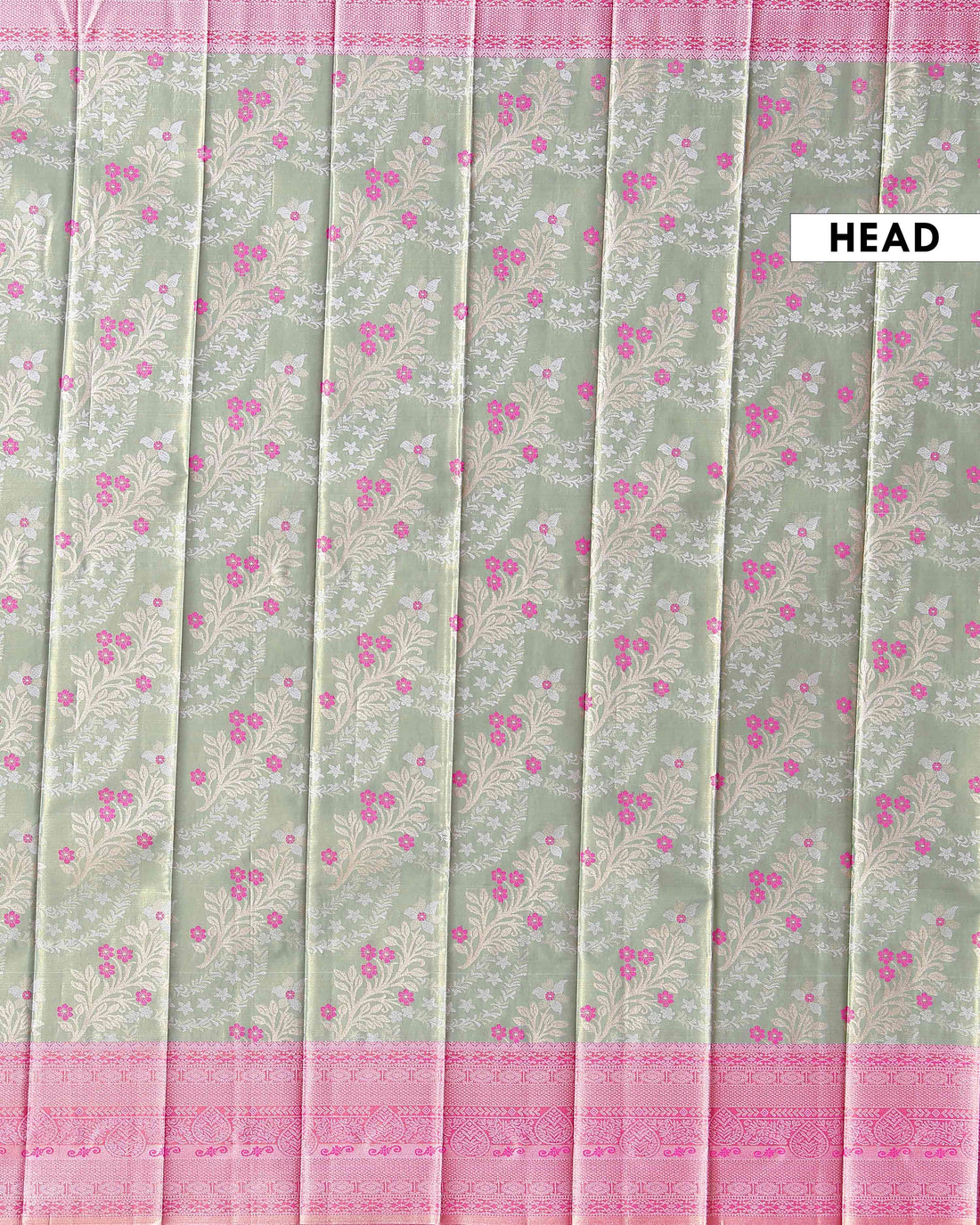 Graceful Niranjana Silk Saree Adorned with Small Floral Motifs and Traditional Zari Border - Green