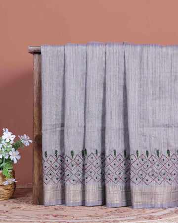 Elegant Kantha Hand Embroidered Saree with Intricate Floral Motif and Contrast Border - Light Grey