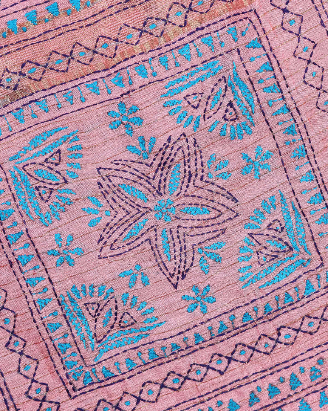 Elegant Kantha Hand Embroidered Saree with Intricate Floral Motif and Contrast Border - Dusty Pink