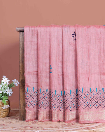 Elegant Kantha Hand Embroidered Saree with Intricate Floral Motif and Contrast Border - Dusty Pink