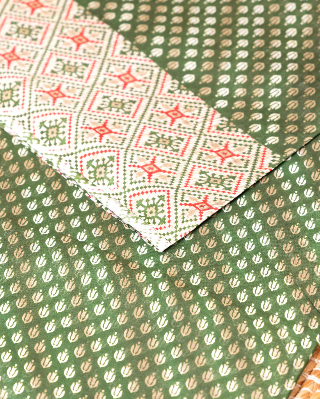 Elegant Intricate Voile Cotton Saree with Geometric Border and All-Over Motif - Green