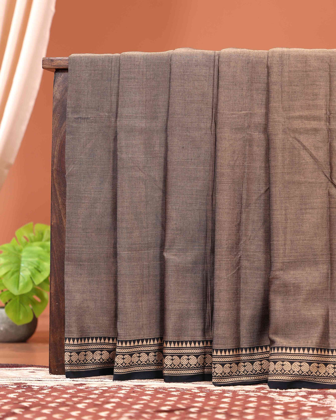 Traditional Handloom Narayanpet Cotton Saree with Contrast Woven Border and Pallu Design - Brown