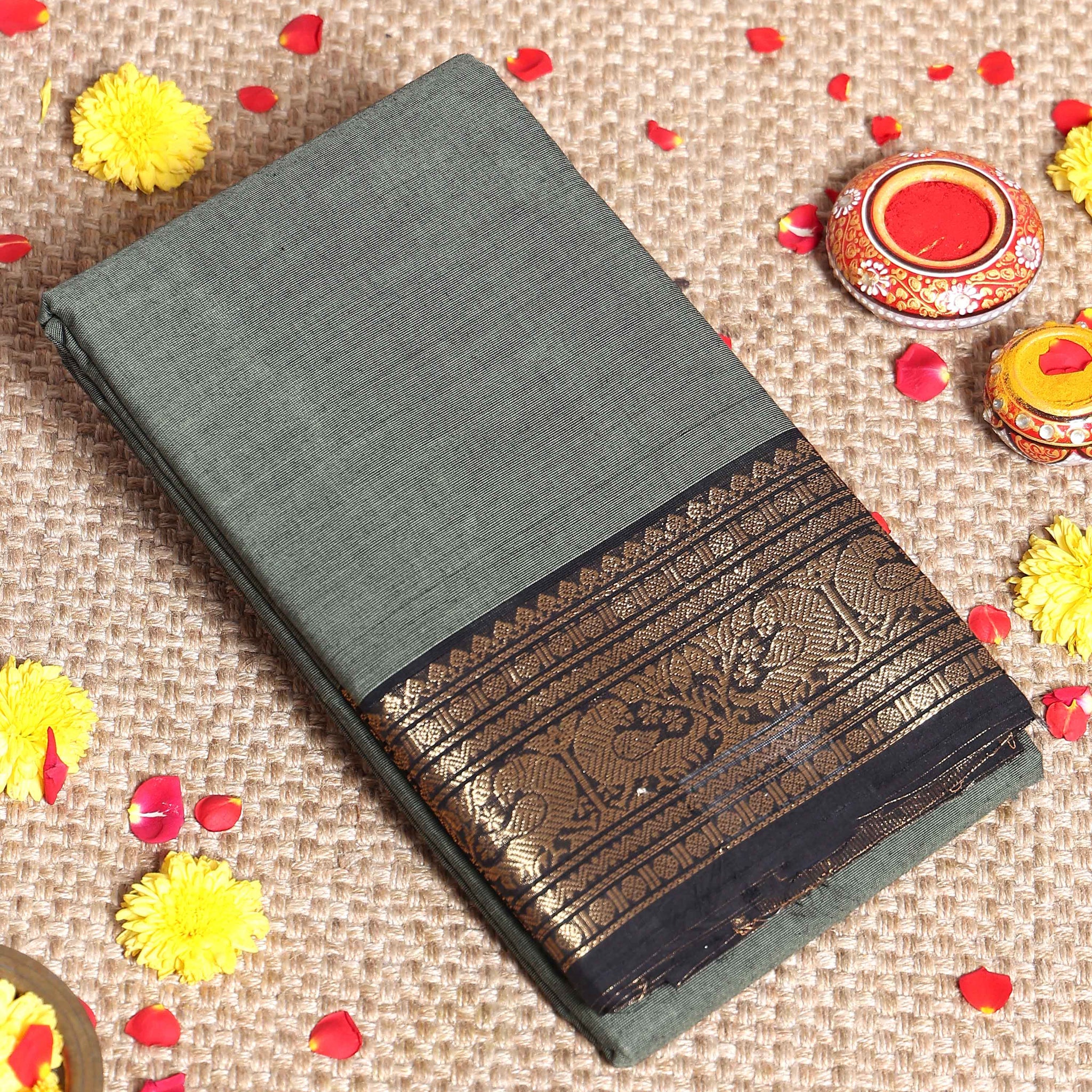 Traditional Premium Kanchi Handwoven Cotton Saree with Zari Border Traditional Peacock Motifs & Fine - Pastel Green