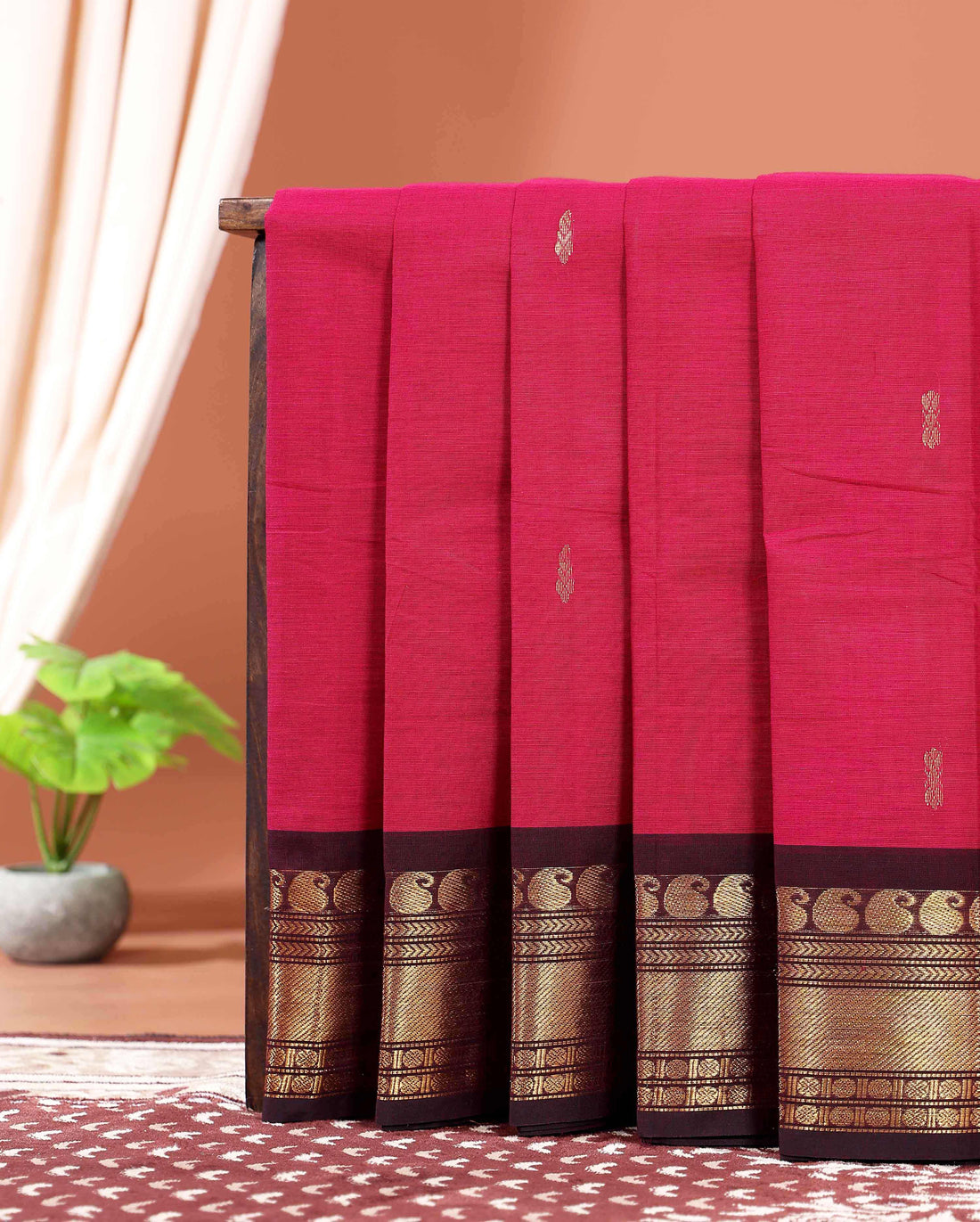 Elegant Kanchi Cotton Saree with Grand Zari Border Traditional Paisley Motifs & Soft Texture Weave Without Blouse- Magenta