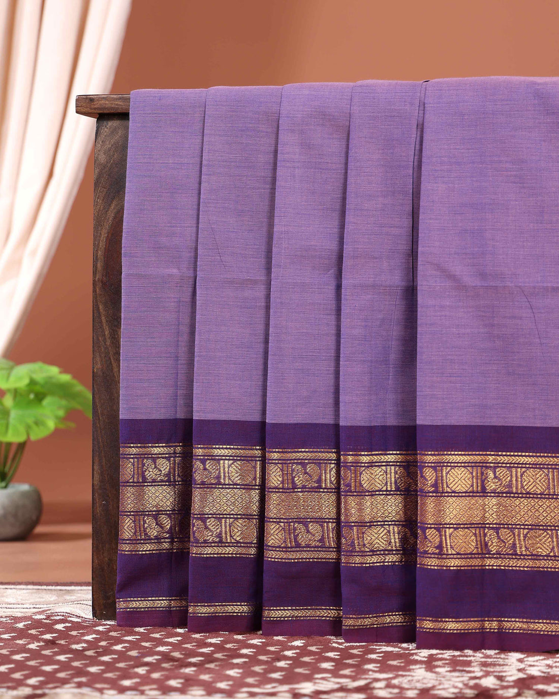 Elegant Handloom Kanchi Cotton Saree Traditional Contrast Border and Intricate Zari Motifs - Purple