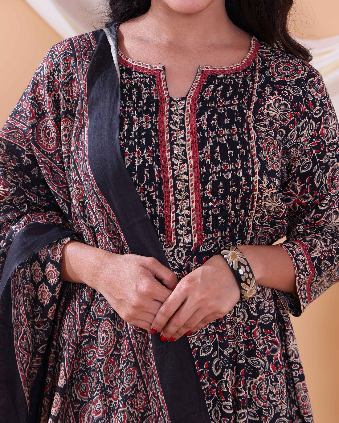 Elegant Women's Printed Readymade Salwar Set with Stylish Kurta and Matching Dupatta - Black