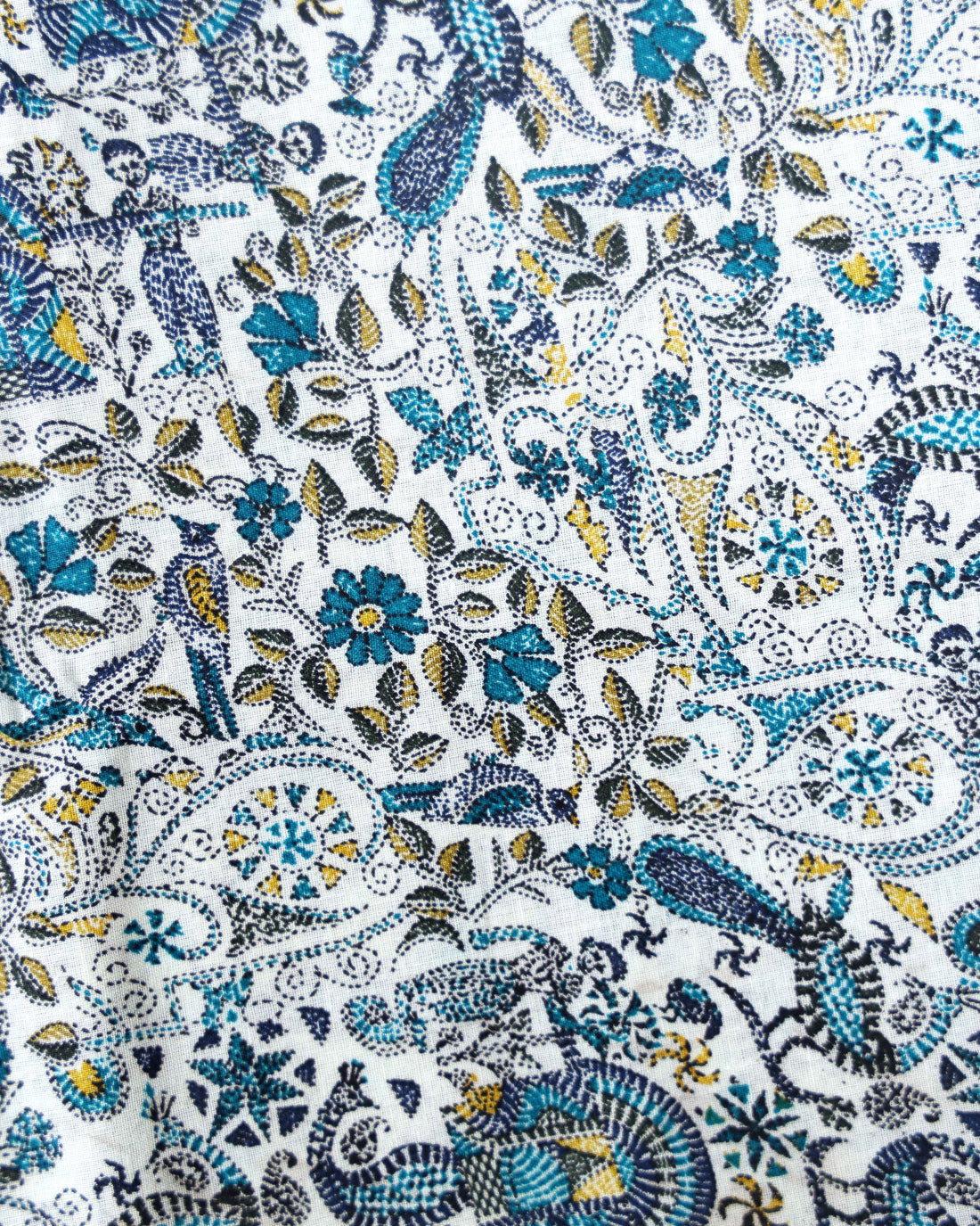 Handloom Khadi Cotton Saree with Contrast Printed Blouse and Tassel Accents - Sky Blue