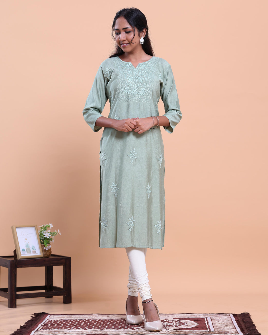 Women's Self-Design Straight Kurta with Round Neck and Thread Work - Light Green