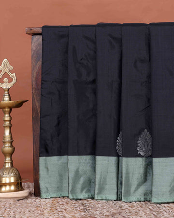 Elegant Semi Soft Silk Saree with Plain Body and Contrast Zari Woven Border - Black