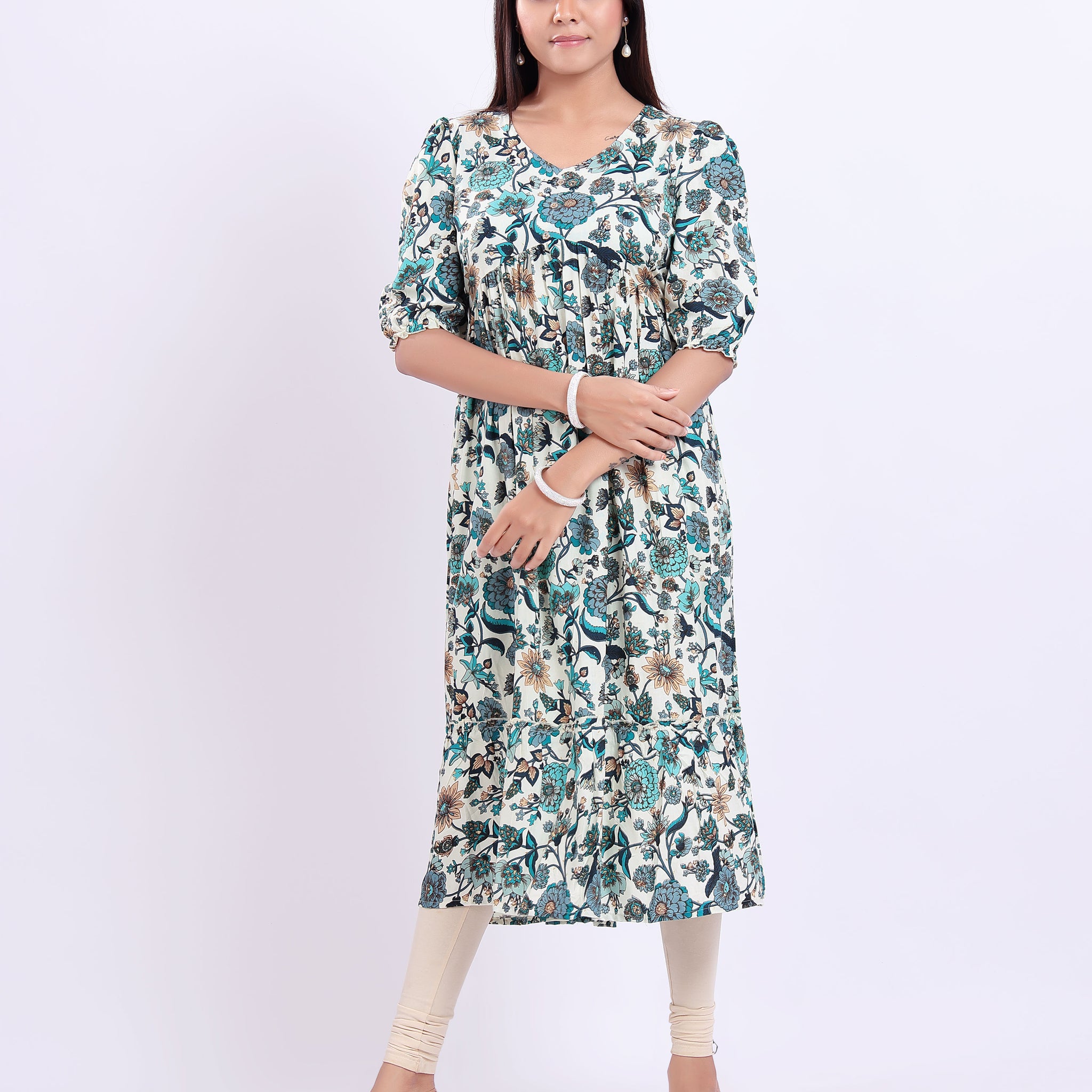 Women's Elegant Floral Printed  Kurta - Cream