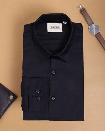 Men's Nativebull Solid Slim Fit Casual Shirt with Spread Collar and Full Sleeves -Black