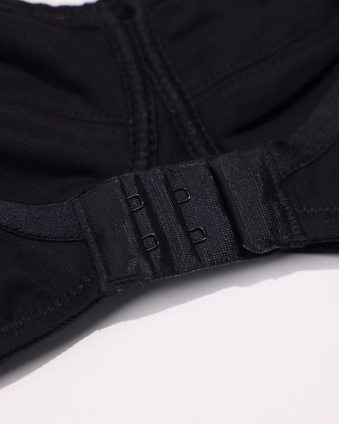 Seamless Non-Wired Everyday Support Bra - Black