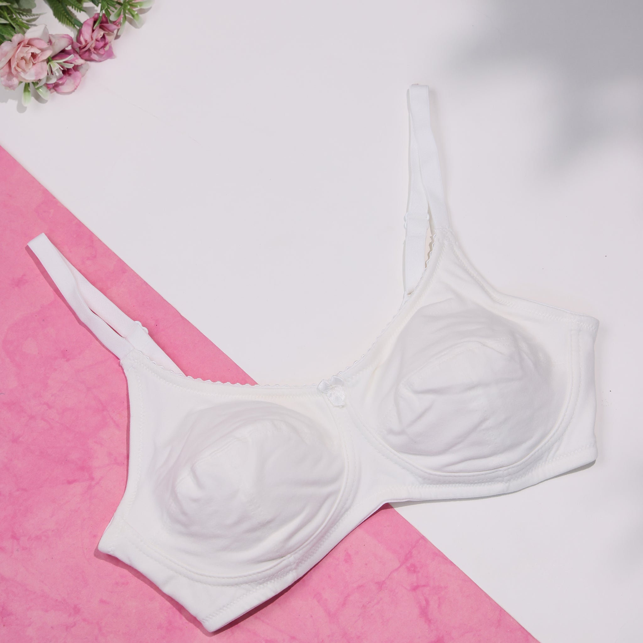 Seamless Non-Wired Everyday Support Bra - White