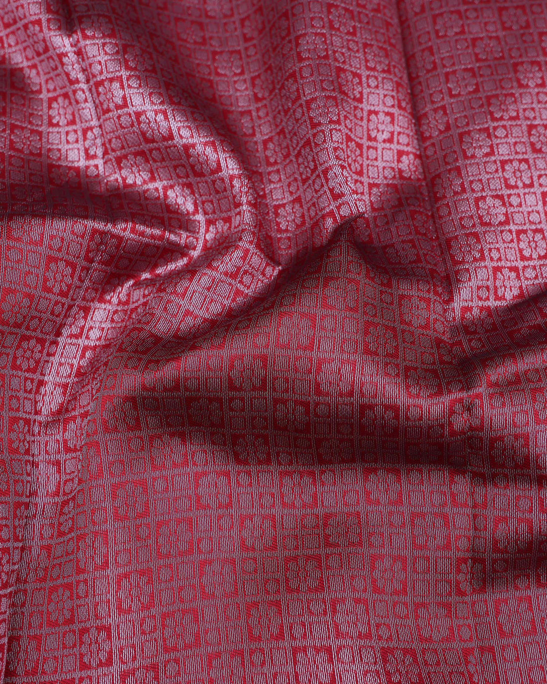 Red color lichi silk saree
