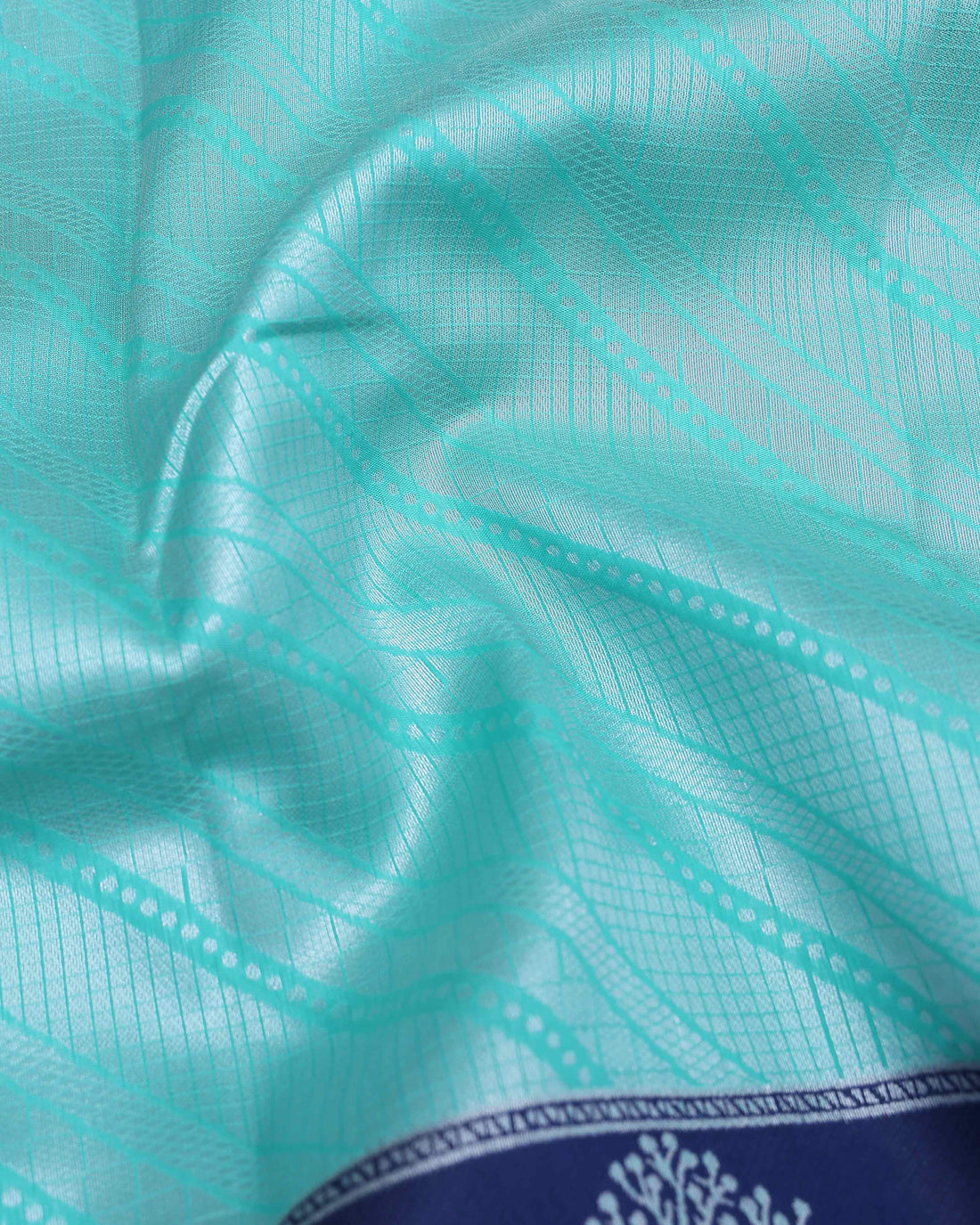 Green color lichi silk saree