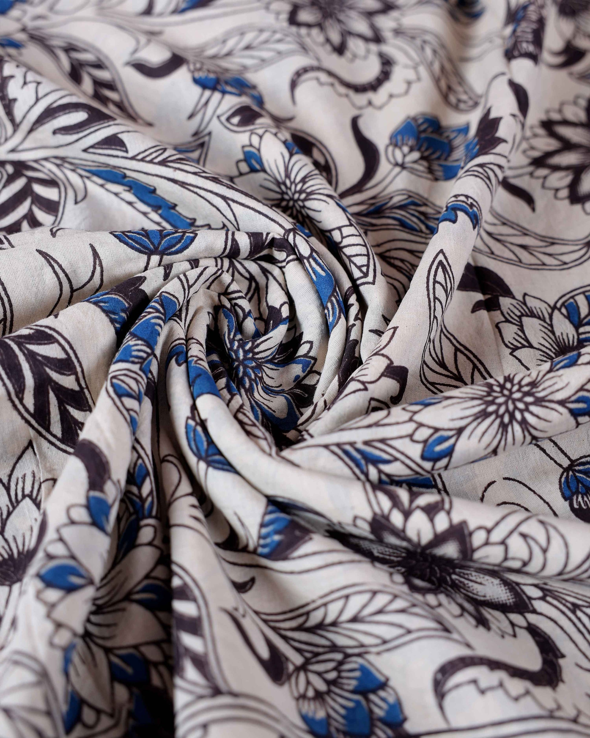 Kalamkari Handblock Print Cotton Saree with Floral & Paisley Border - Close