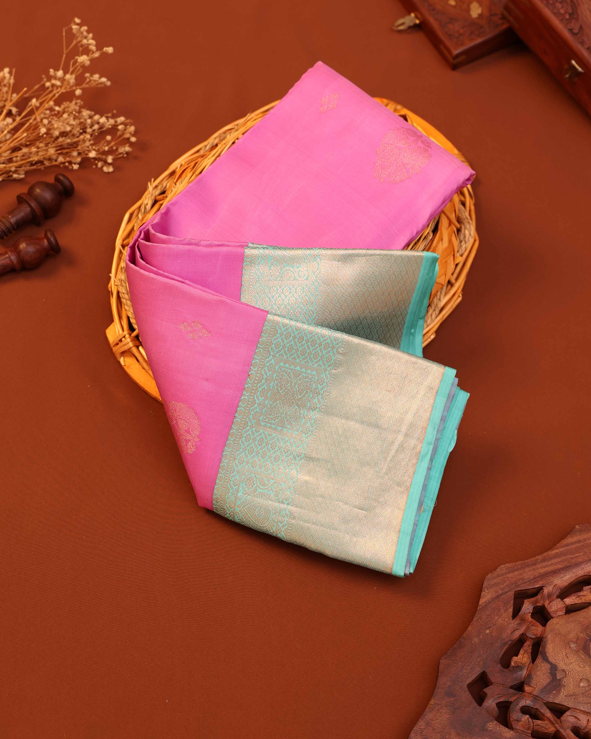 Kanchipuram Pure Silk Saree with Traditional Zari Border & Contrast Pallu - Pink
