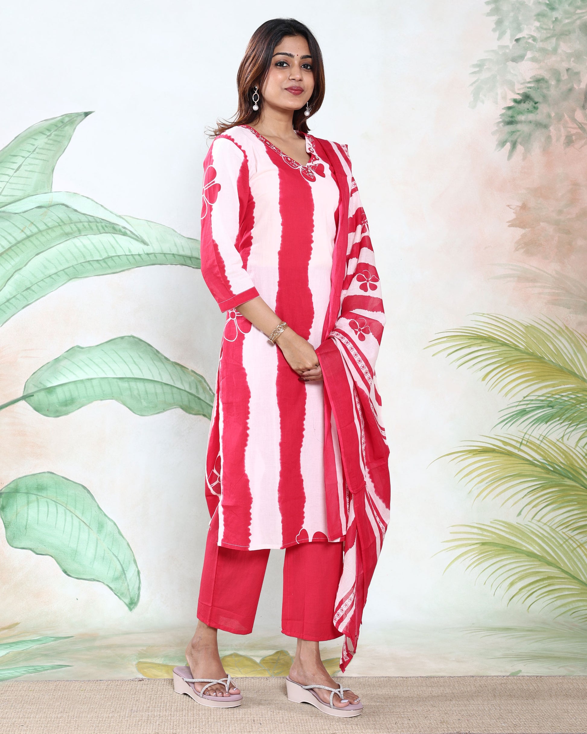 Kurta Pant Set with Matching Dupatta and Tie-Dye Pattern Pink Full-Length Side View