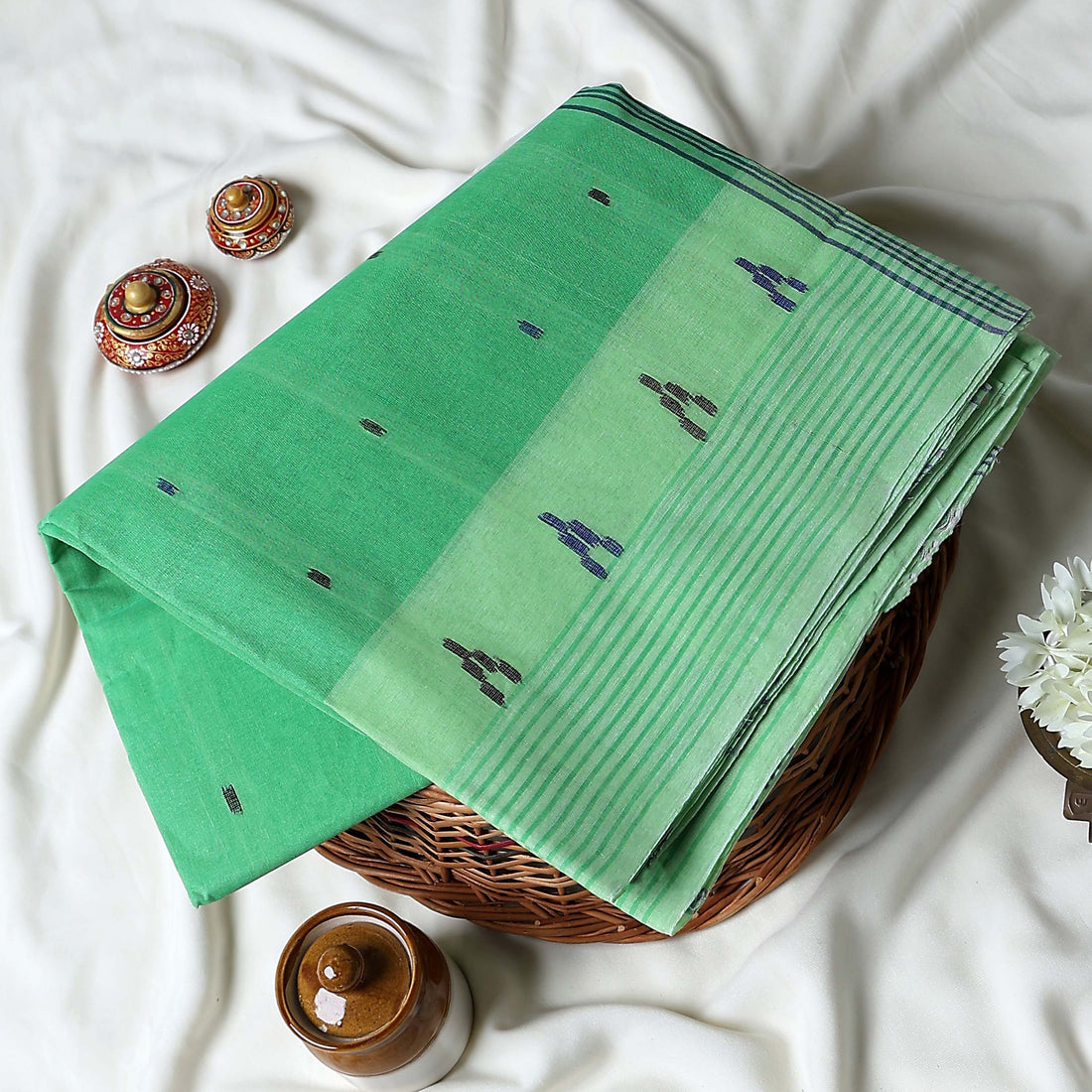 Light Green Bengal Cotton Saree For Women | Daily Office Wear Summer Collection | Jeyachandran - Full View