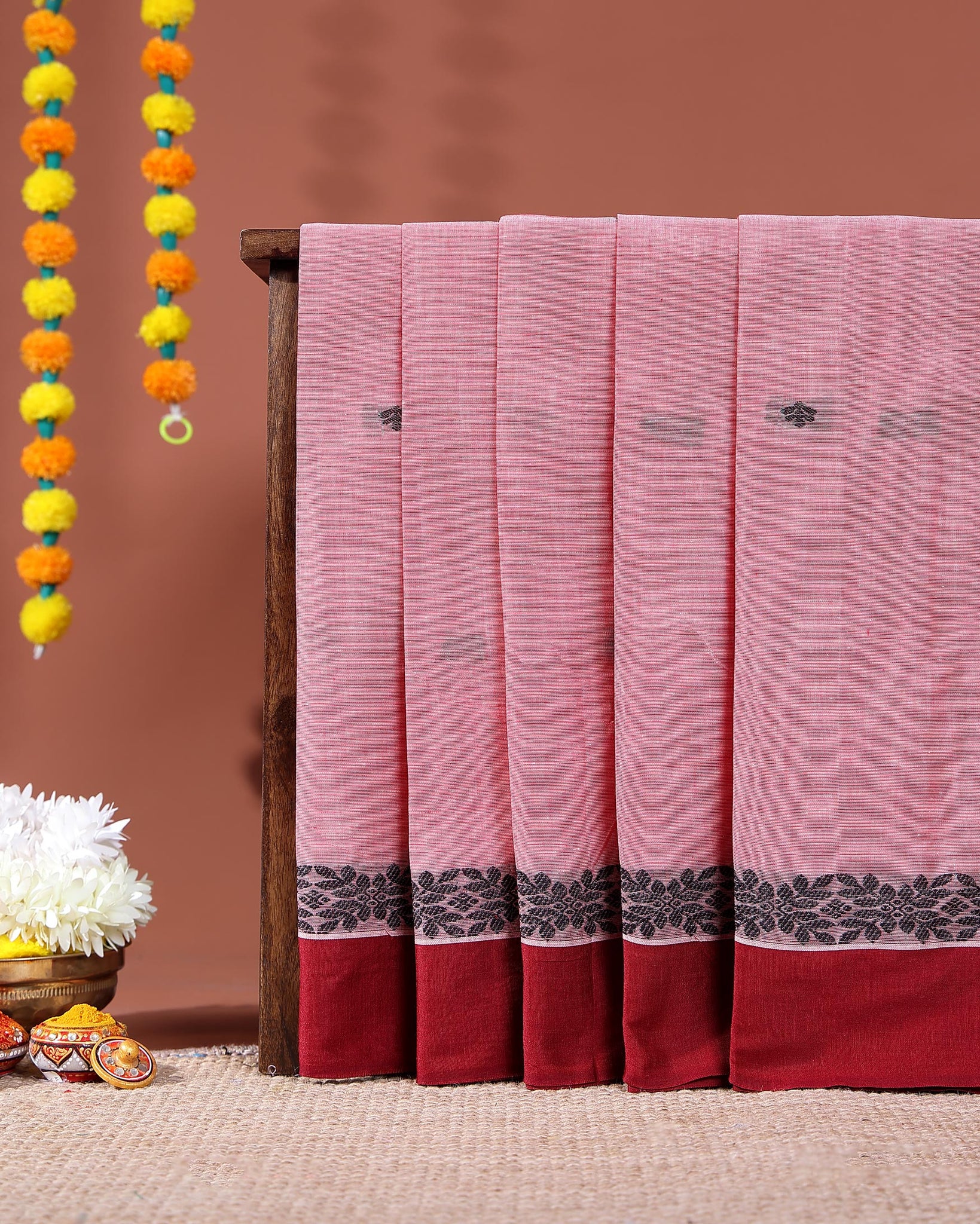 Lightweight Kovai Cotton Saree with Classic Floral Weave and Contrast Finish - Pink