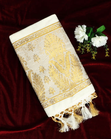 Traditional Kerala Kasavu Saree with Intricate Zari Work - White