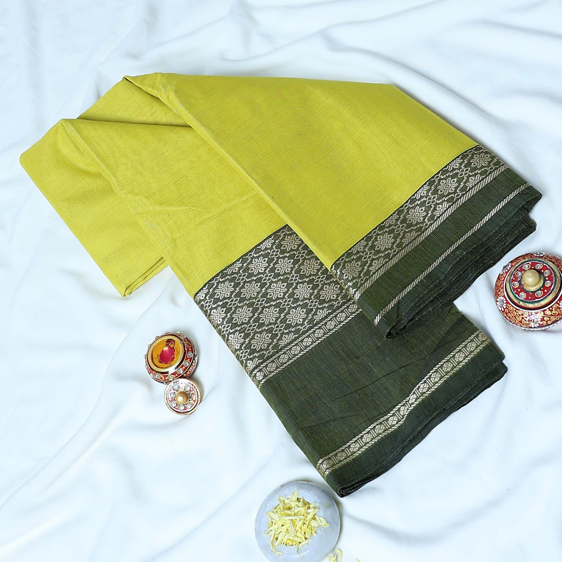 Mangalagiri Cotton Saree Parrot Green With Dark Green  Zari Border And Traditional Woven Patterns