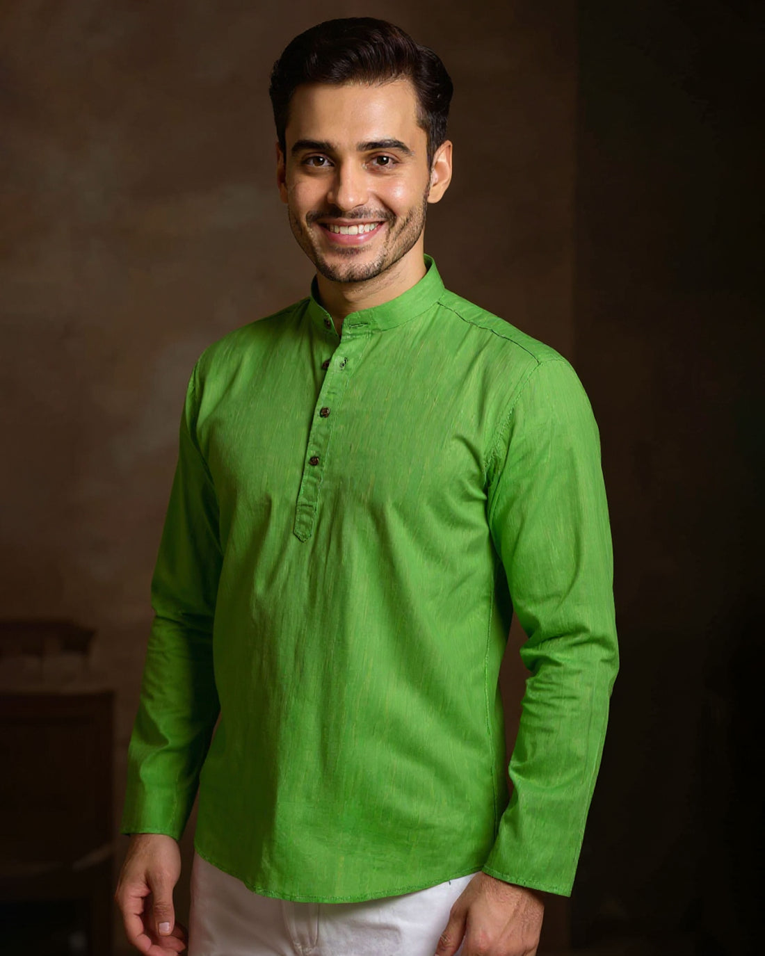 Men's Solid Cotton Regular Fit Short Kurta with Mandarin Collar and Full Sleeves  - Green