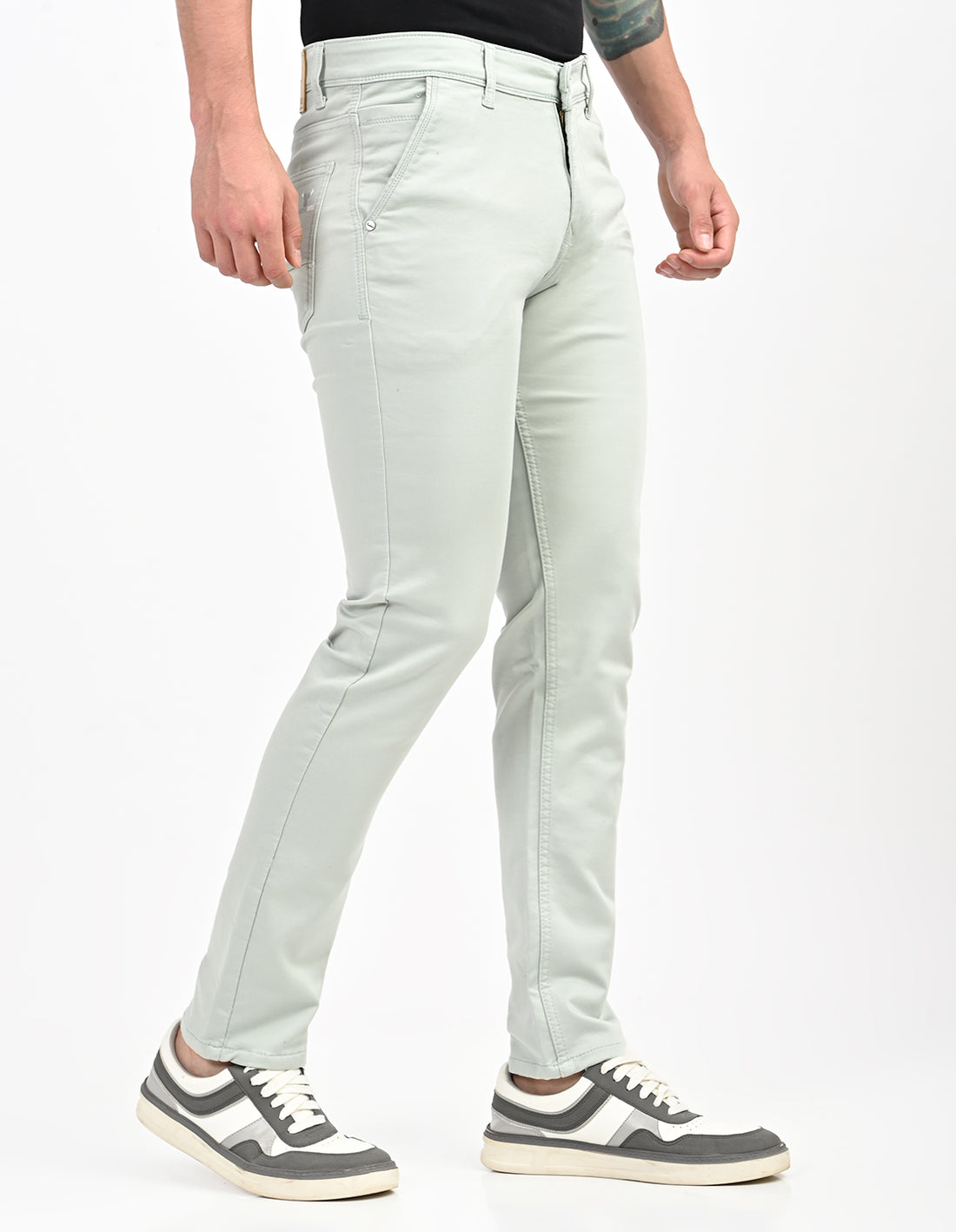 Men Mid Rise Slim Fit Clean Look Stretchable Jeans - Off White