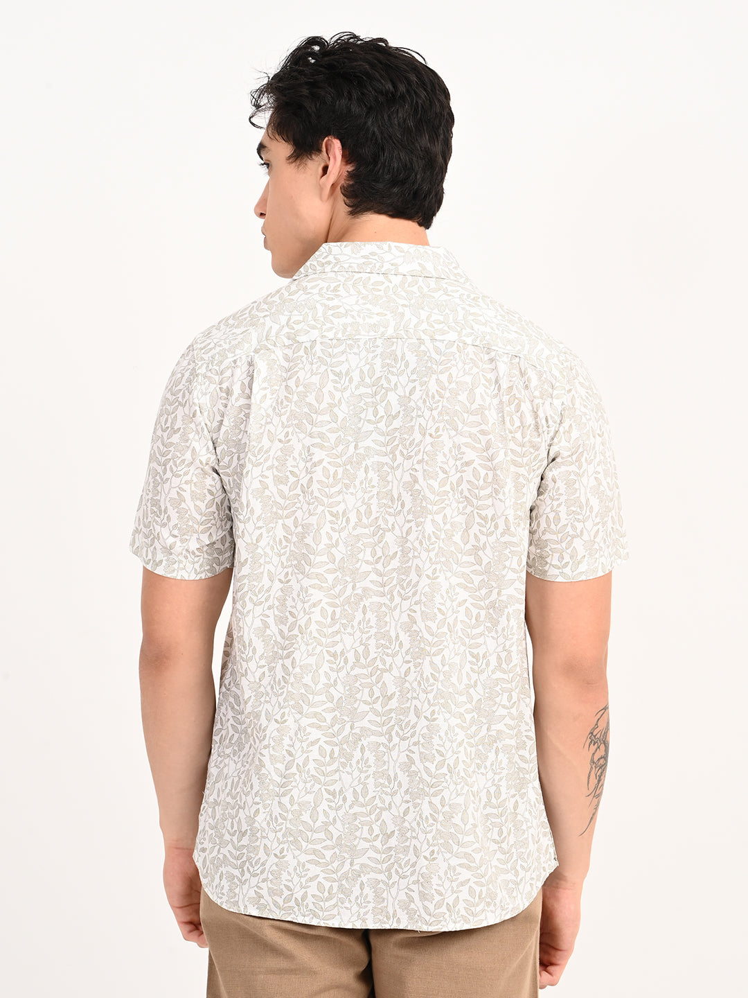 Men’s Native Bull All Over Printed Half Sleeve Casual Shirt with Button Down Collar - Off White