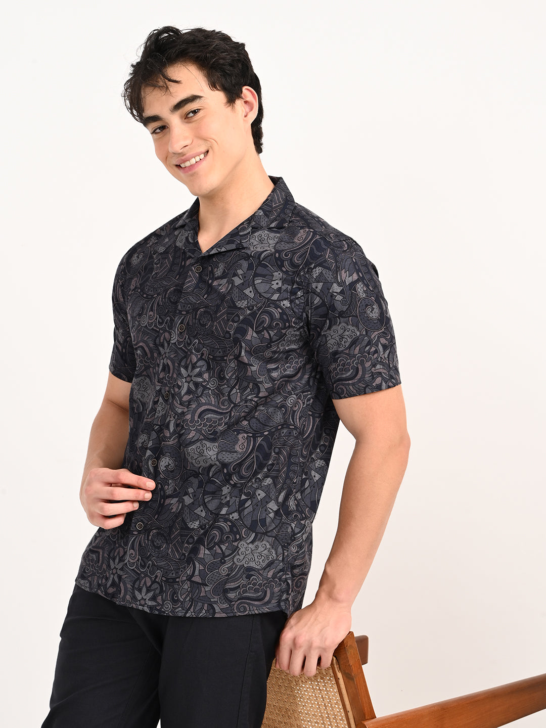 Men’s Native Bull Men's Paisley Print Short-Sleeve Casual Shirt - Black