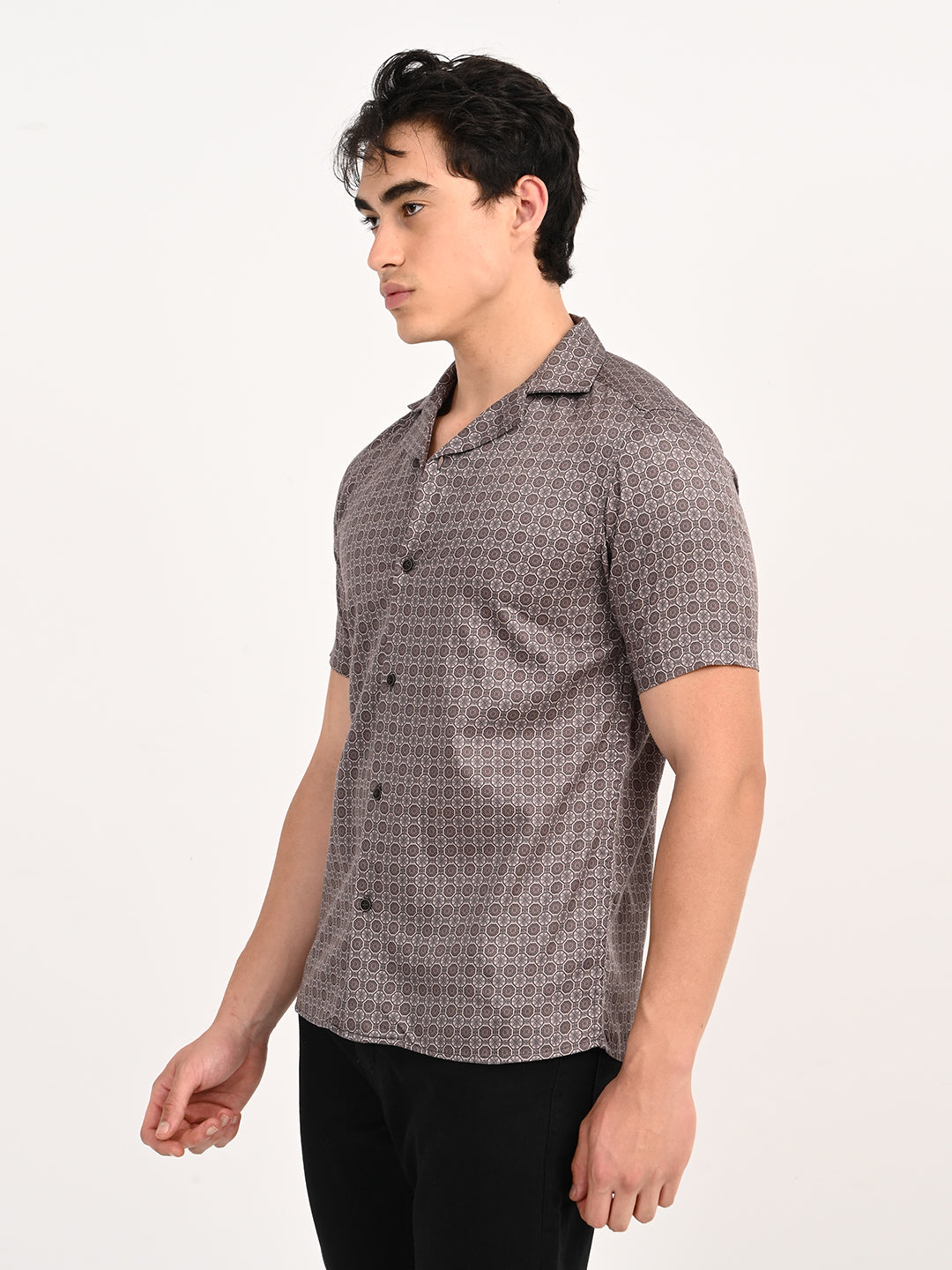 Men’s Native Bull  Structured Patterned Short-Sleeve Shirt - Brown