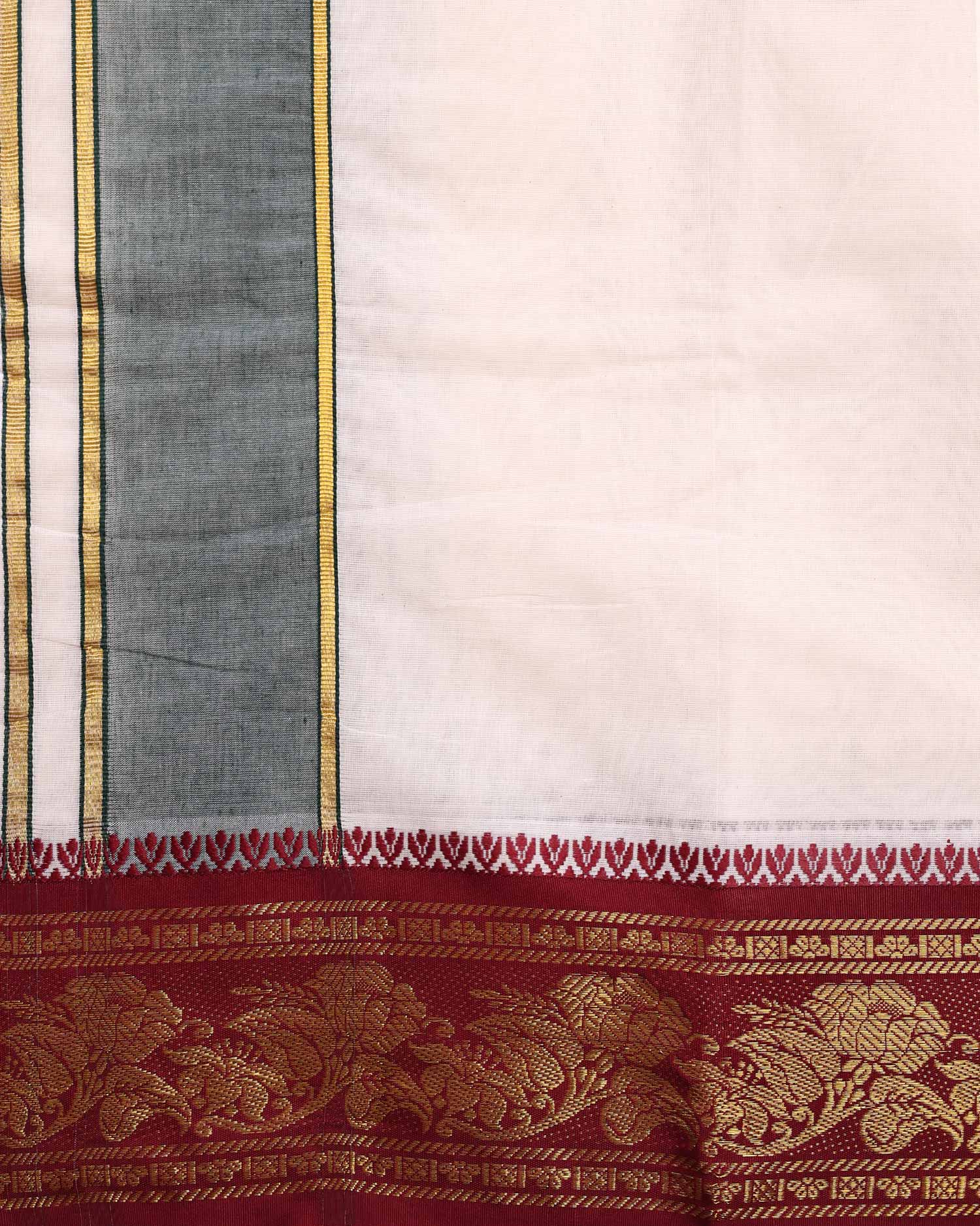 Men’s Traditional Cotton Dhoti 9*5 Meter with Elegant Woven Border – Off White-Close Up-Border