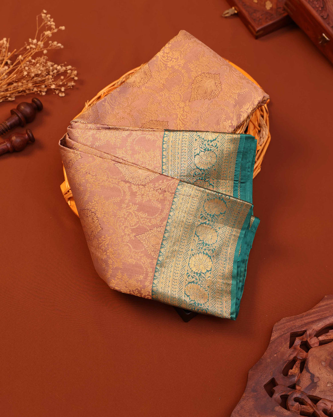 Niranjana Silk Saree with Intricate Zari Weaving and Traditional Floral Brocade Design - Onion Pink