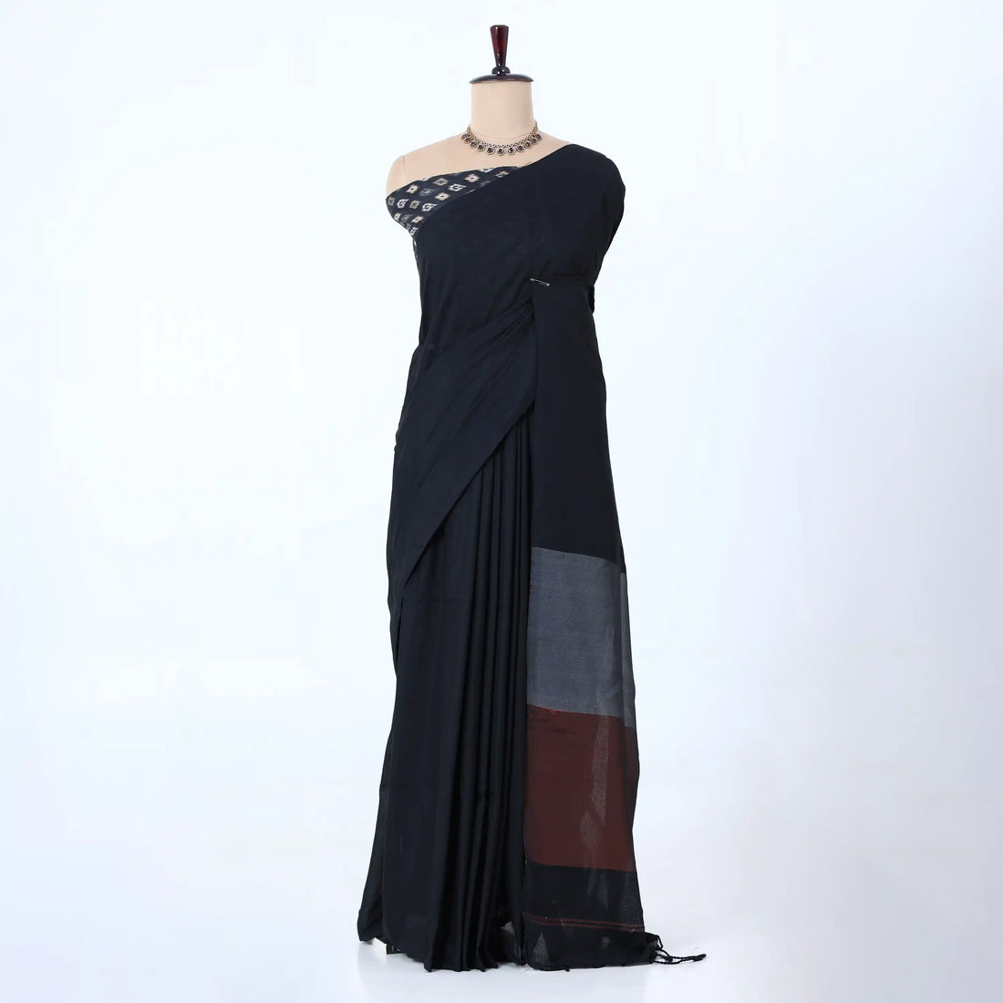 Black Khadi Cotton Sarees for Women | Summer Wear & Daily Wear Collection | Jeyachandran - Full View