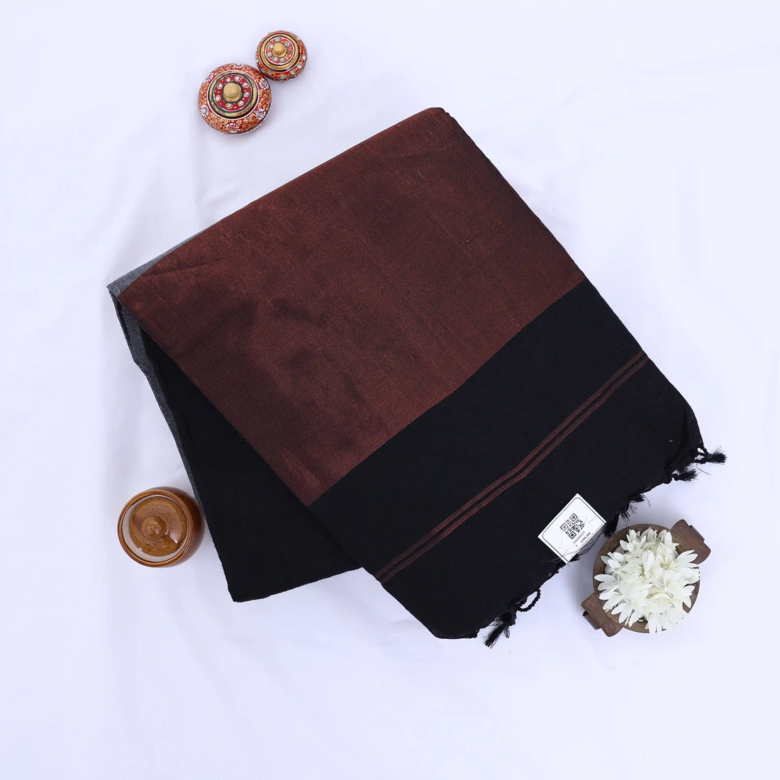 Black Khadi Cotton Sarees for Women | Summer Wear & Daily Wear Collection | Jeyachandran - Full View
