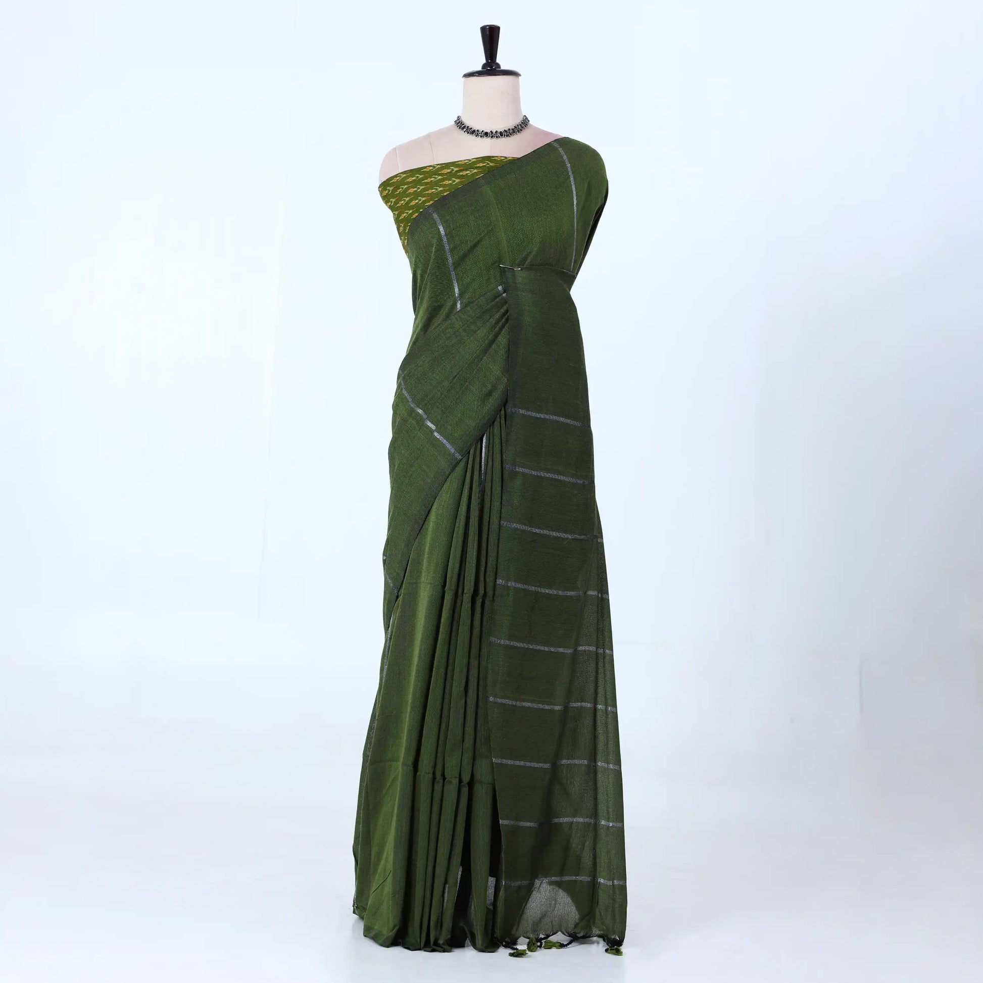 Green Khadi Cotton Sarees for Women | Summer Wear & Daily Wear Collection | Jeyachandran - Full View