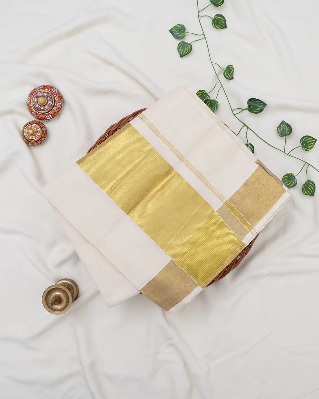 Kerala Kasavu Cotton Saree for Women | Onam Festival Wear, Family Function, Temple Visit | Jeyachandran