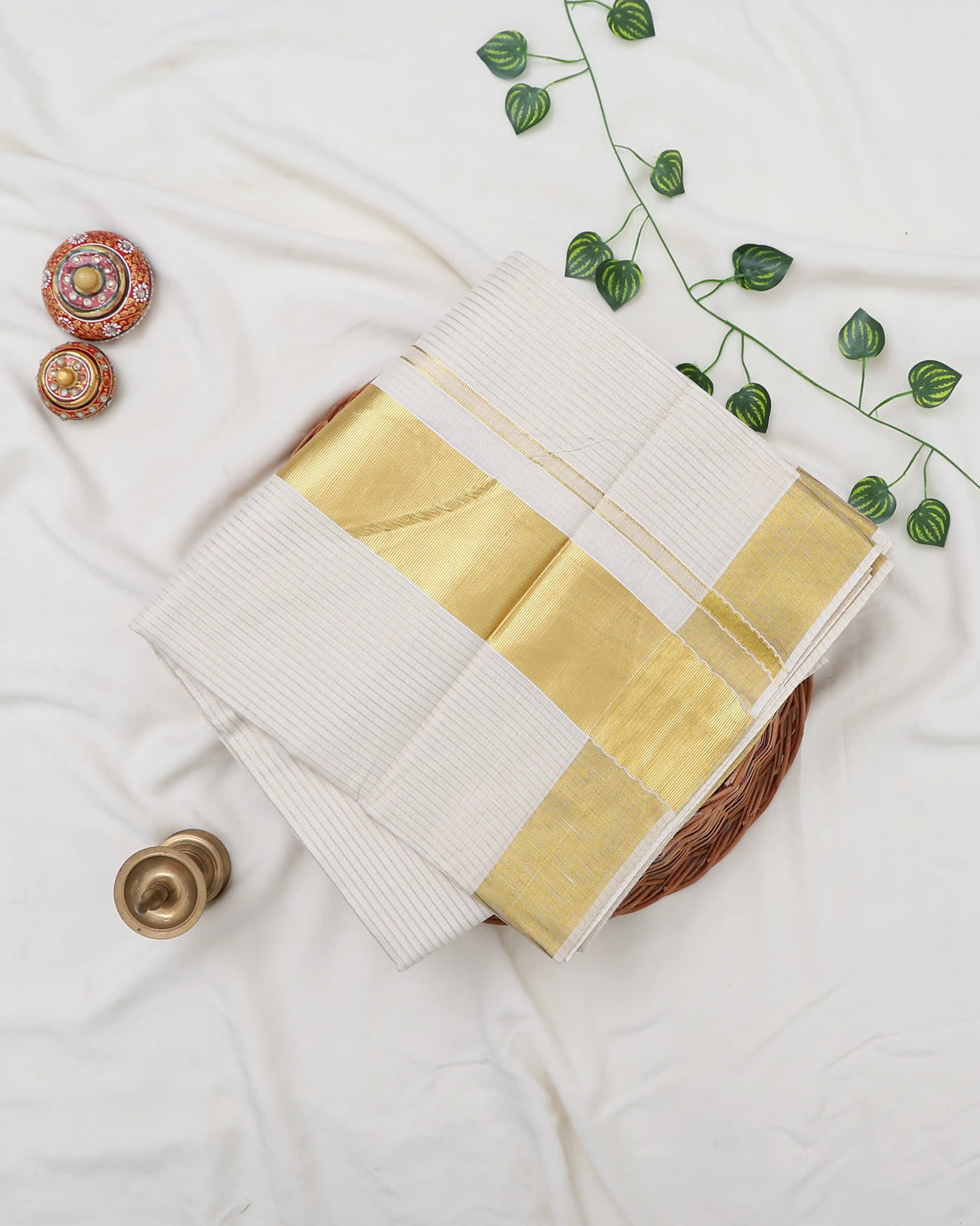 Kerala Kasavu Cotton Saree for Women | Onam Festival Wear, Family Function, Temple Visit | Jeyachandran