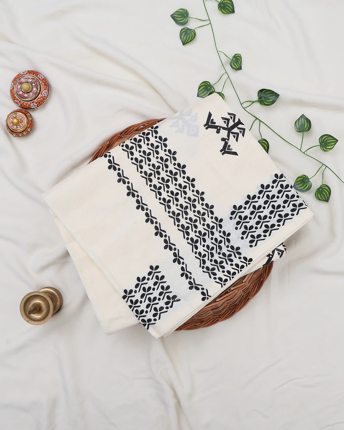Kerala Kasavu Cotton Saree for Women | Onam Festival Wear, Family Function, Temple Visit | Jeyachandran