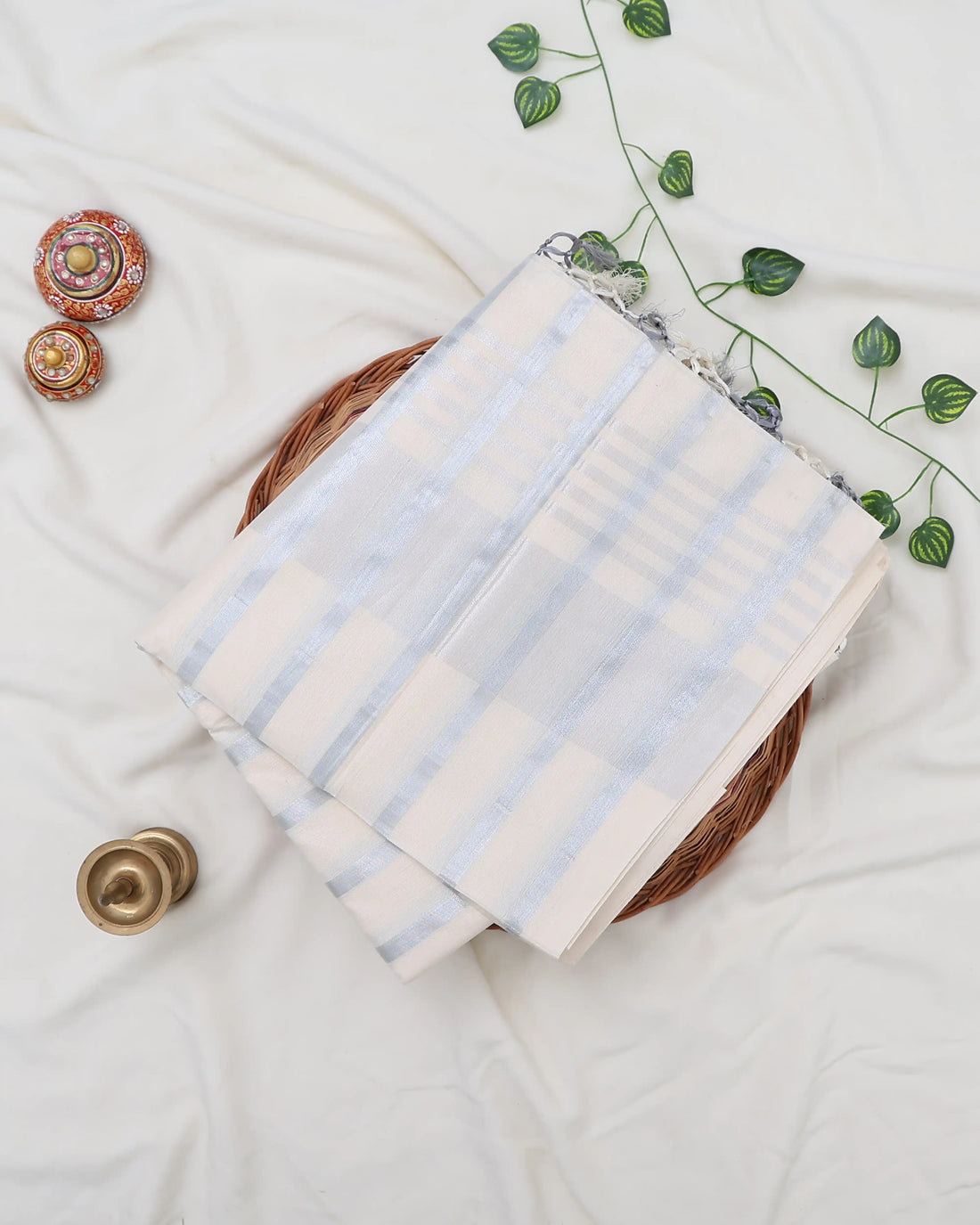 Kerala Kasavu Cotton Saree for Women | Onam Festival Wear, Family Function, Temple Visit | Jeyachandran