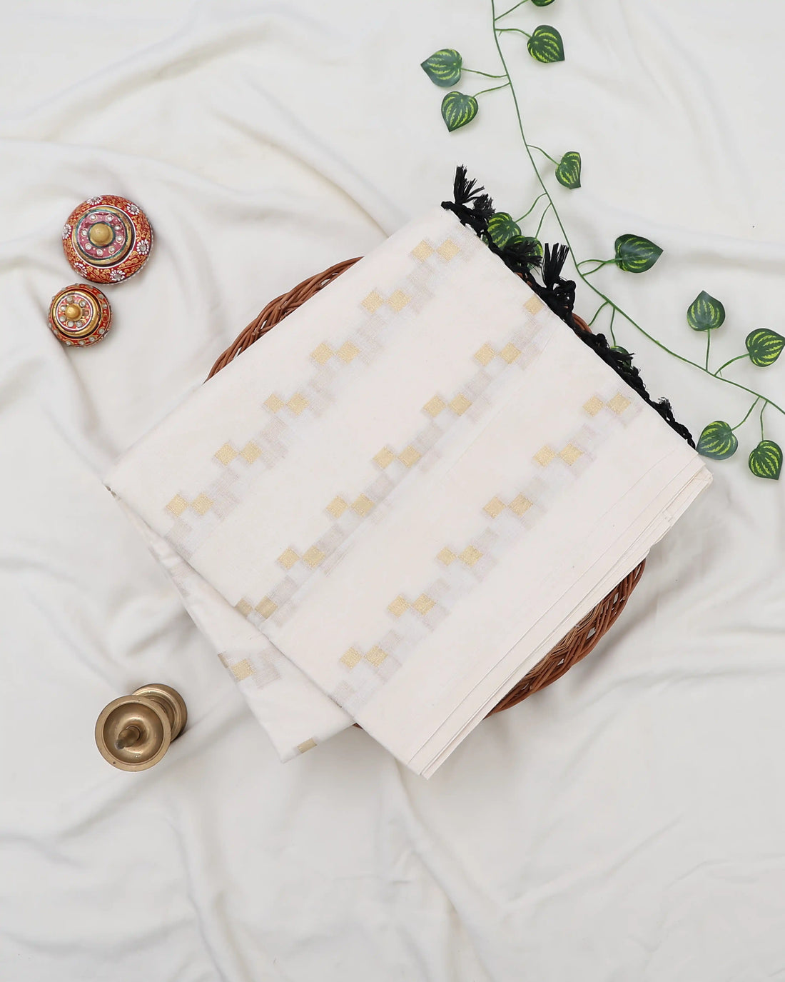 Kerala Kasavu Cotton Saree for Women | Onam Festival Wear, Family Function, Temple Visit | Jeyachandran